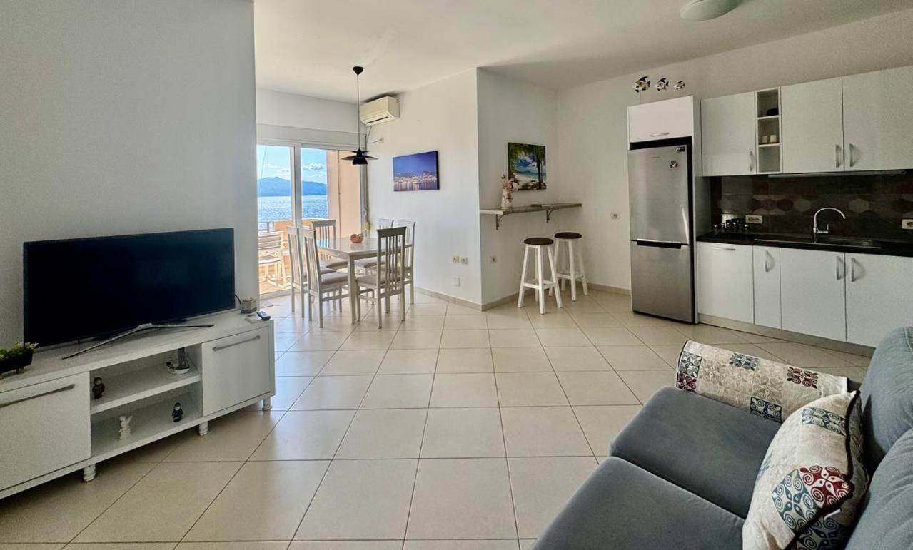 Del Mar Sea View Apartment Sarandë 外观 照片